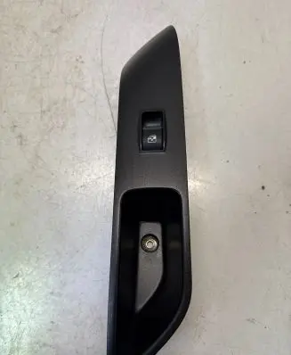 Iveco Daily 6th gen Electric window control switch 5801511730