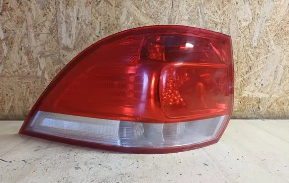 Volkswagen Golf V Rear/tail lights 1K9945095A