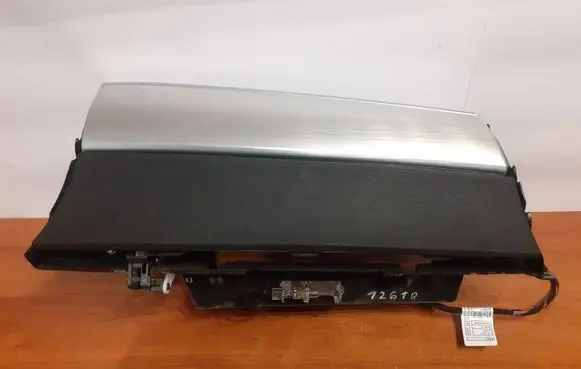 BMW X6 E71 Armrest 9214060 9184527