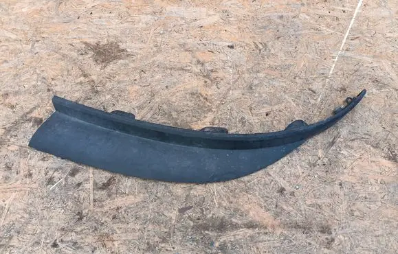 Opel Astra J Front bumper lip 13264407