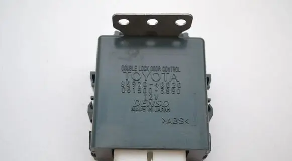 Lexus RX 330 - 350 - 400H Other devices 8597048020