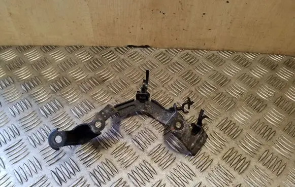 Chevrolet Captiva Other engine bay part