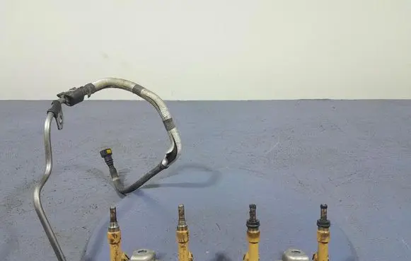 Toyota Auris E180 Fuel main line pipe