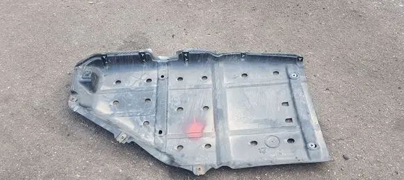 Lexus RX 450H Fuel tank bottom protection 7764148100