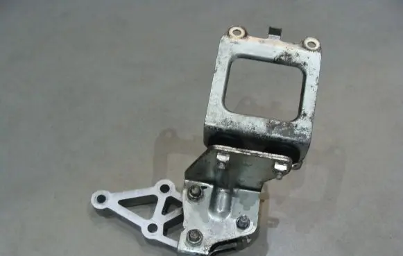 Fiat Ducato Power steering pump mounting bracket 