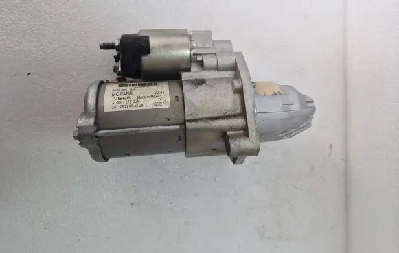 Jeep Grand Cherokee WL Starter motor 68430861AB