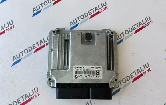 BMW 3 F30 F35 F31 Engine control unit/module 8576333 0281030326