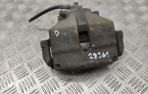 Volkswagen PASSAT CC Front brake caliper