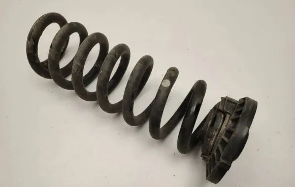 Mercedes-Benz C W205 Rear coil spring A2053241004