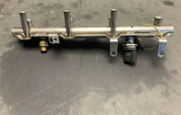 Audi A4 S4 B8 8K Fuel main line pipe 06J133317J 0849610175 1019139S01