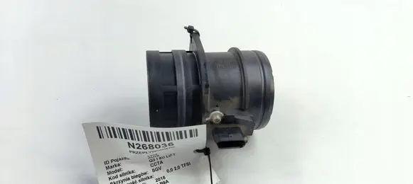 Audi Q3 F3 Mass air flow meter 06J906461R