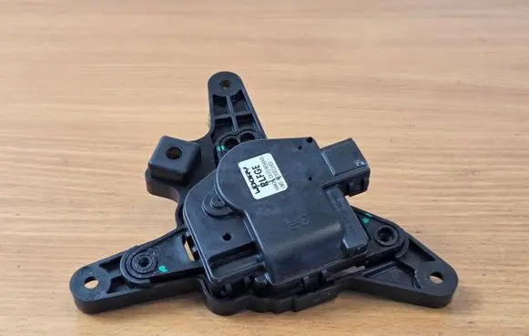 Hyundai i20 (BC3 BI3) Air flap motor/actuator EA1F0NE9AA03