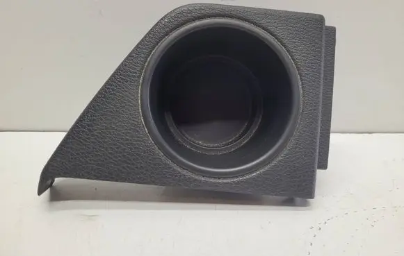 Volvo XC90 Cup holder 