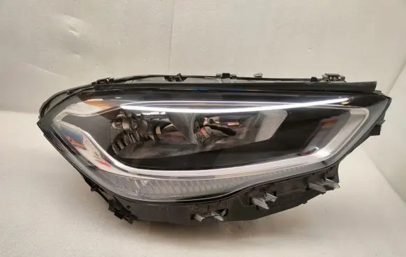 Mercedes-Benz GLA H247 Headlight/headlamp