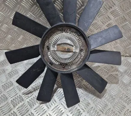 BMW 5 E39 Fan impeller 17233639 132100012131