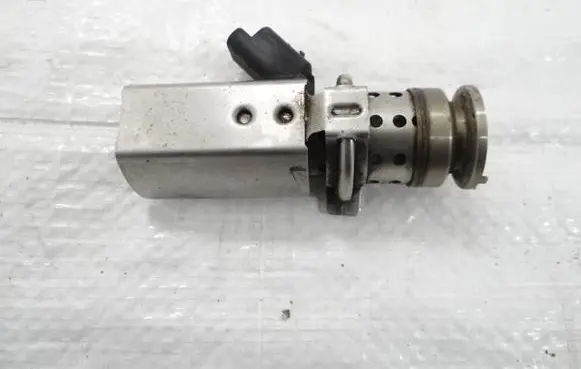 Peugeot 308 AdBlue injector 9813930180