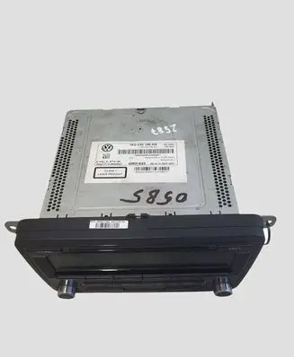 Volkswagen Golf VI Radio/CD/DVD/GPS head unit 1K0035186AN