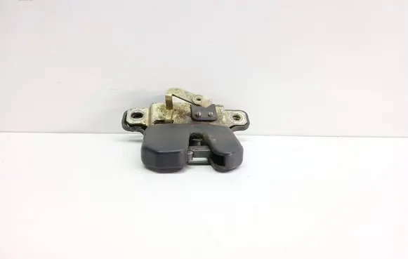Audi A4 S4 B5 8D Tailgate/trunk/boot lock/catch/latch 8D5827505D