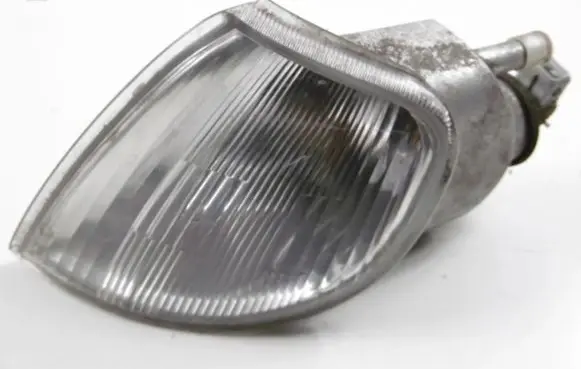 Citroen Saxo Front indicator light