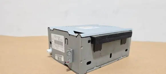 Ford Ranger Radio/CD/DVD/GPS head unit 10R035512