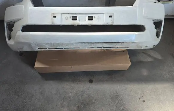 Toyota Land Cruiser (J150) Front bumper 5211960n4