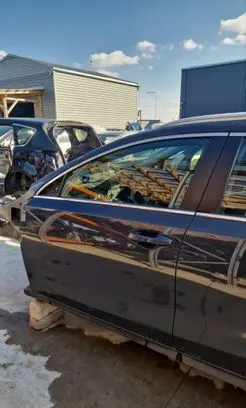 KIA Ceed Front door
