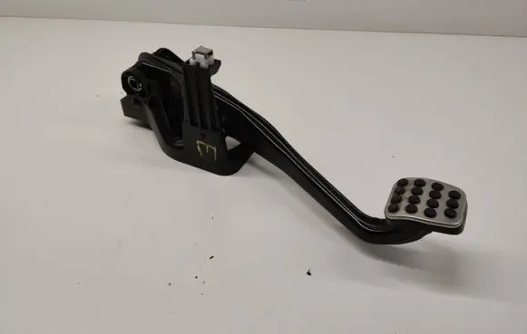 Mercedes-Benz B W246 W242 Brake pedal A2462901001