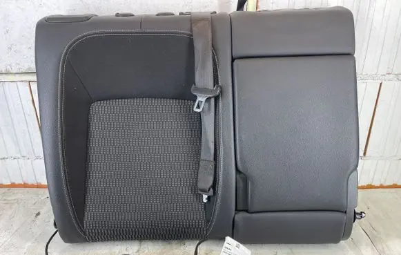 Rear seat