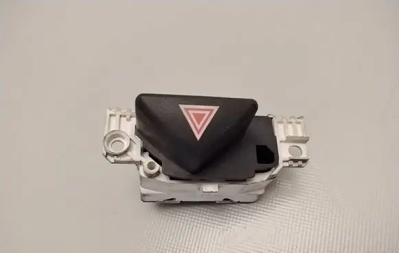Ford Focus Hazard light switch 4M5T13A350CA 28100