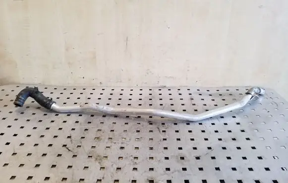 Audi Q7 4L Engine coolant pipe/hose
