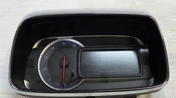 Chevrolet Trax Speedometer (instrument cluster) 95327819