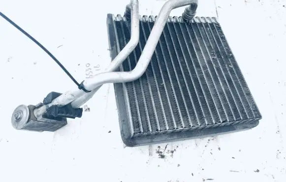Mercedes-Benz SLK R170 A/C cooling radiator (condenser) 2028300184 651451X