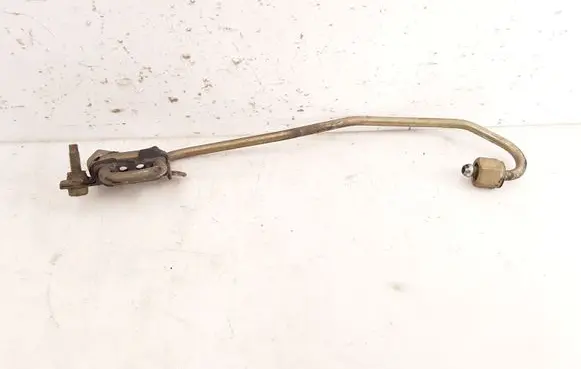 Nissan Primera Fuel injector supply line/pipe 