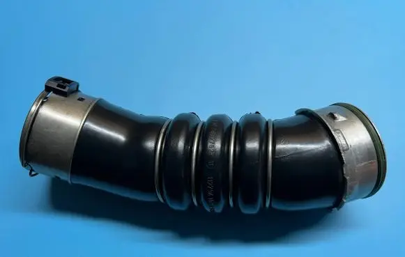 BMW 1 E81 E87 Intercooler hose/pipe 7802752 11279410