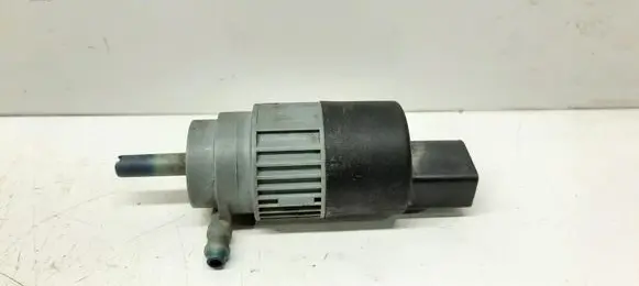 Nissan Qashqai Headlight washer pump 28920JD00A