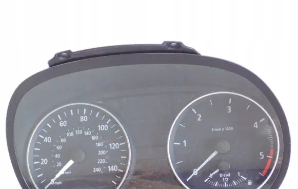 BMW 1 E81 E87 Speedometer (instrument cluster)