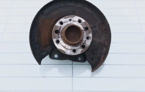 Opel Meriva B Rear wheel hub