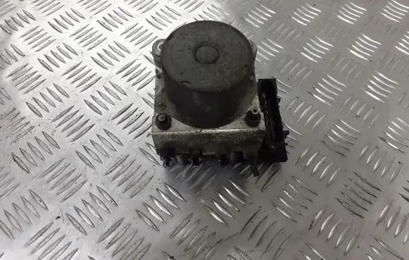 Citroen Xsara Picasso ABS Pump