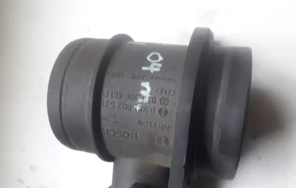 Skoda Fabia Mk1 (6Y) Mass air flow meter 0281002531