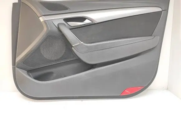 Hyundai i40 Front door card panel trim 823403Z000