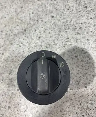 BMW 5 E39 Light switch 8363683