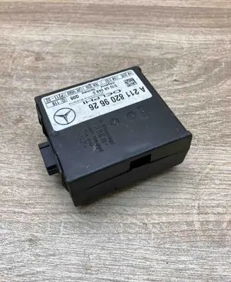 Mercedes-Benz E W211 Gateway control module A2118209626 510080490