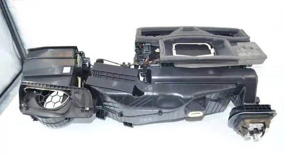 BMW 5 G30 G31 G38 Interior heater climate box assembly 9868742 9361729 64119361729
