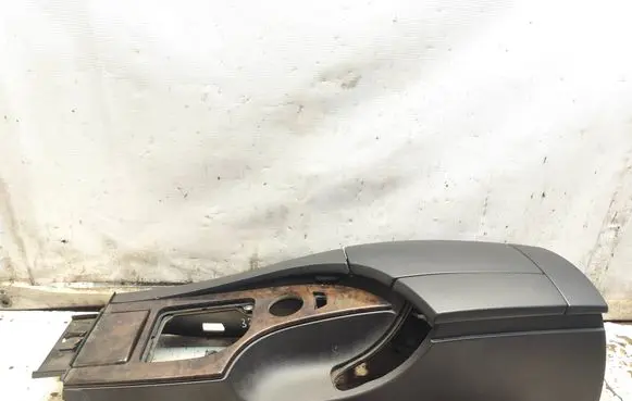 BMW 5 E60 E61 Armrest 