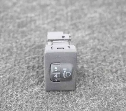 Toyota Prius (XW20) Other switches/knobs/shifts R134159