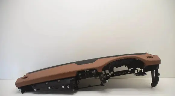 Mercedes-Benz CLS C218 X218 Dashboard
