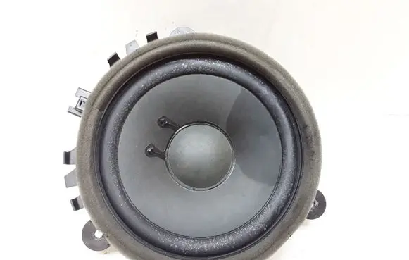 Volvo V70 Front door speaker 30657445