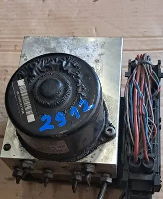 Mercedes-Benz CLK A209 C209 ABS Pump A0044312912