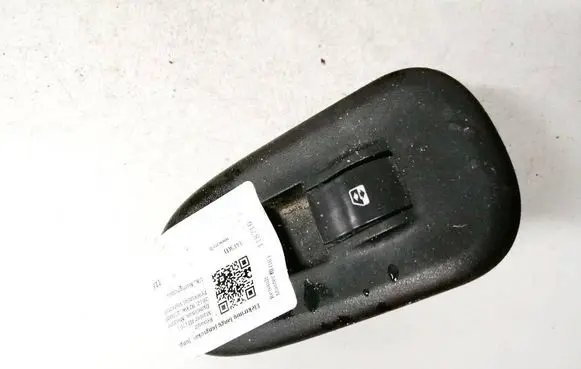 Renault Master III Electric window control switch 8200548968 1007478