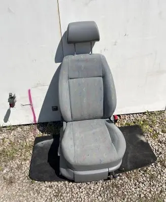 Volkswagen Caddy Front passenger seat 
